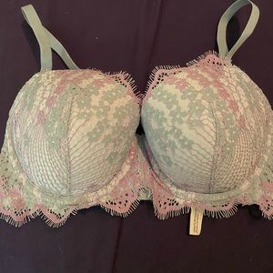 EUC VS Dream Angels Purple Floral Bra 32DD